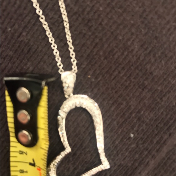 18kt Diamond Picasso style heart pendant - Picture 4 of 8